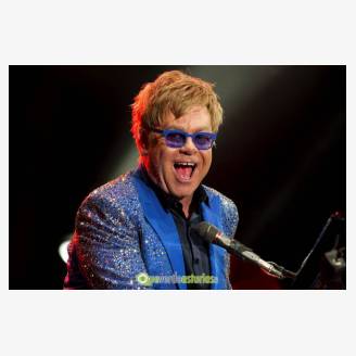 Elton John en Concierto en Gijn