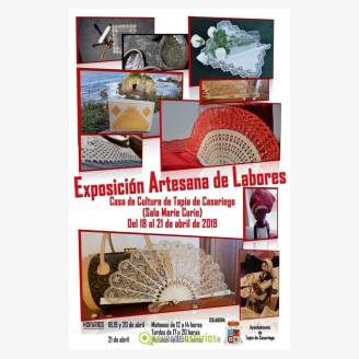 Exposicin artesana de labores en Tapia de Casariego
