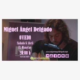 Miguel ngel Delgado en concierto en Oviedo