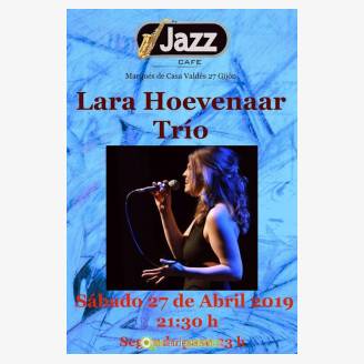 Lara Hoevenaar Tro en concierto en Jazz Caf